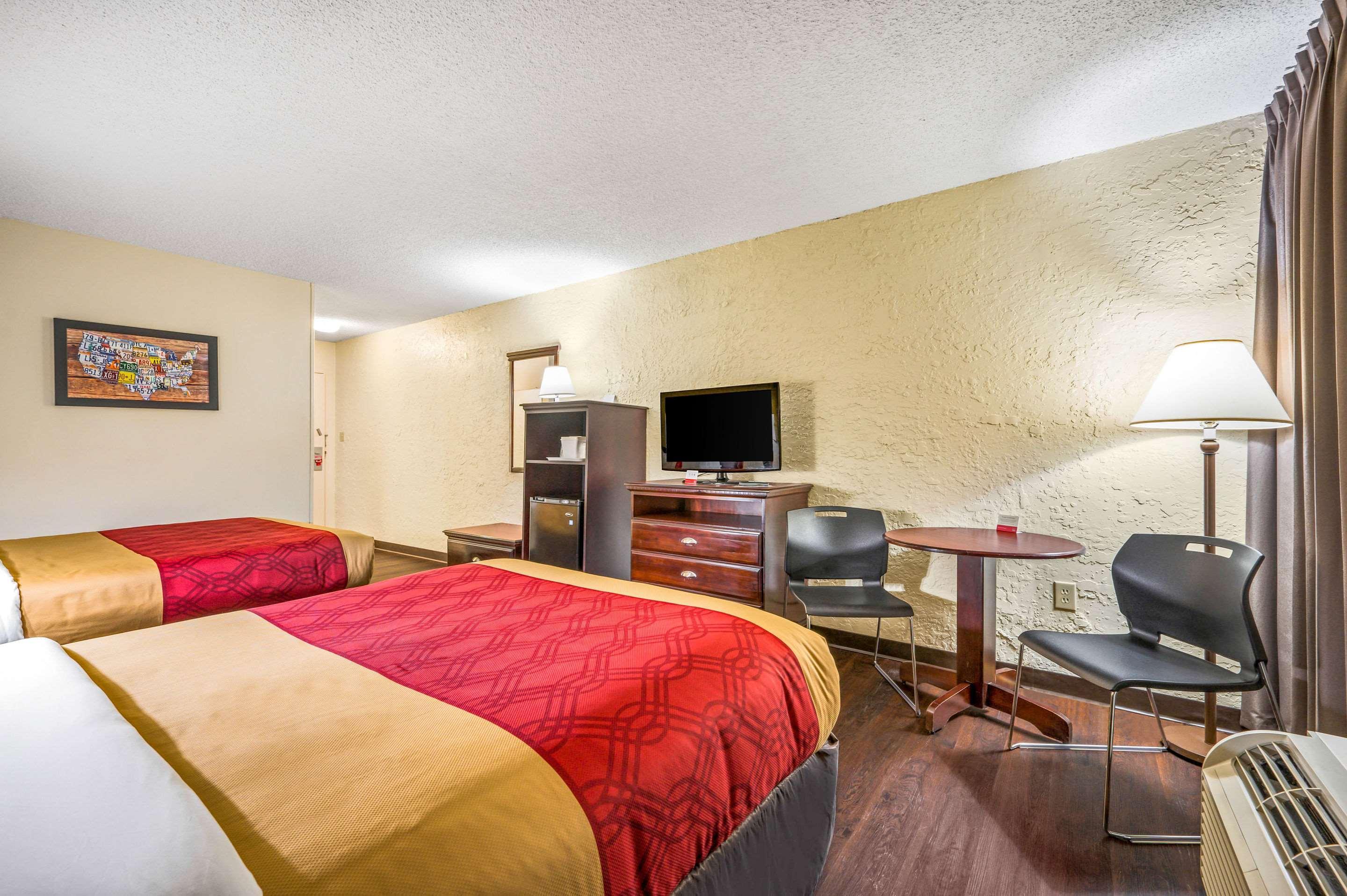 Econo Lodge Corinth Εξωτερικό φωτογραφία