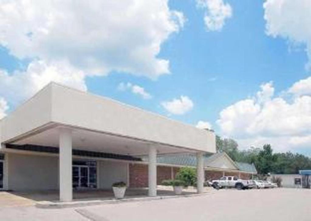 Econo Lodge Corinth Εξωτερικό φωτογραφία