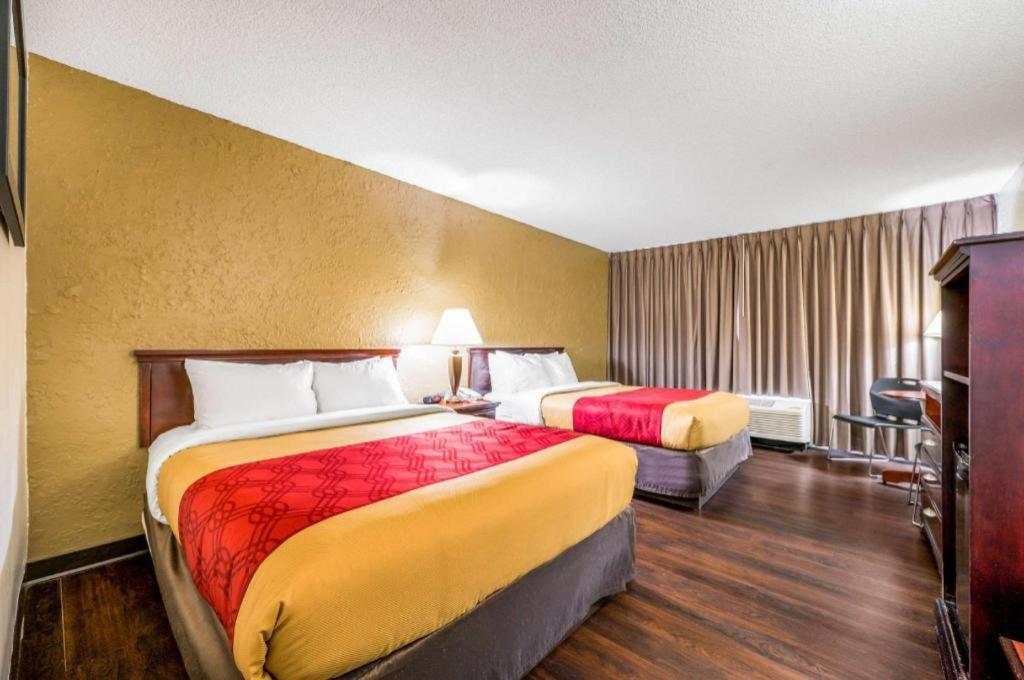 Econo Lodge Corinth Εξωτερικό φωτογραφία