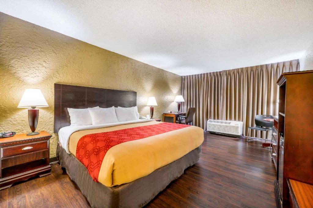 Econo Lodge Corinth Εξωτερικό φωτογραφία